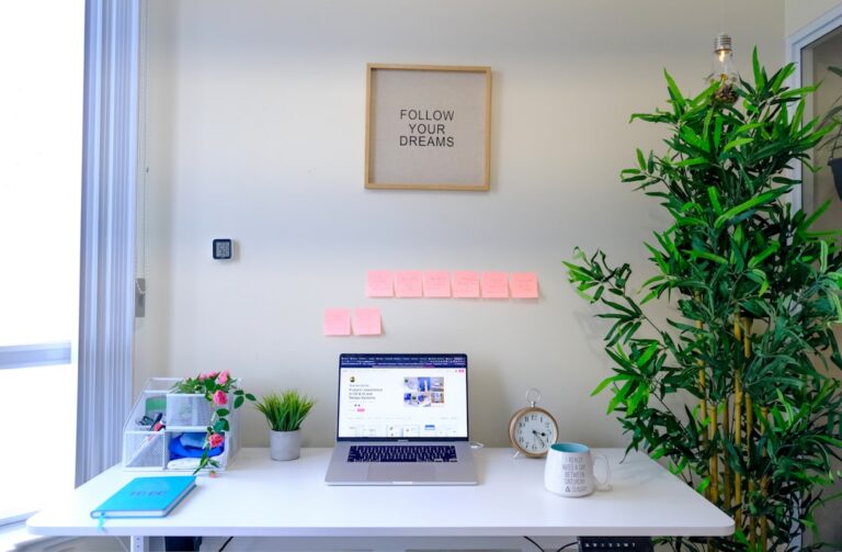 Innovative Office Products That Boost Productivity and Comfort